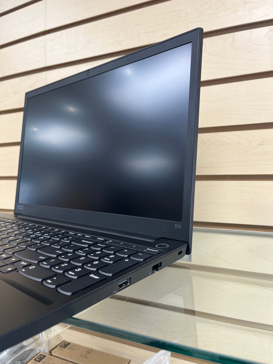 Lenovo ThinkPad E15 14" i5-10210U 4C/8T 4.2GHz 16GB 512GB - Signa