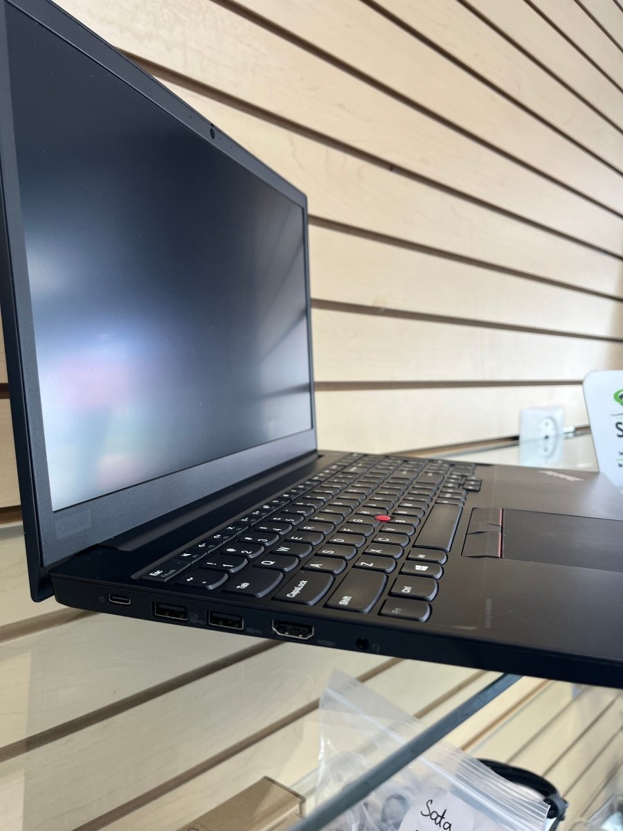 Lenovo ThinkPad E15 14" i5-10210U 4C/8T 4.2GHz 16GB 512GB - Signa