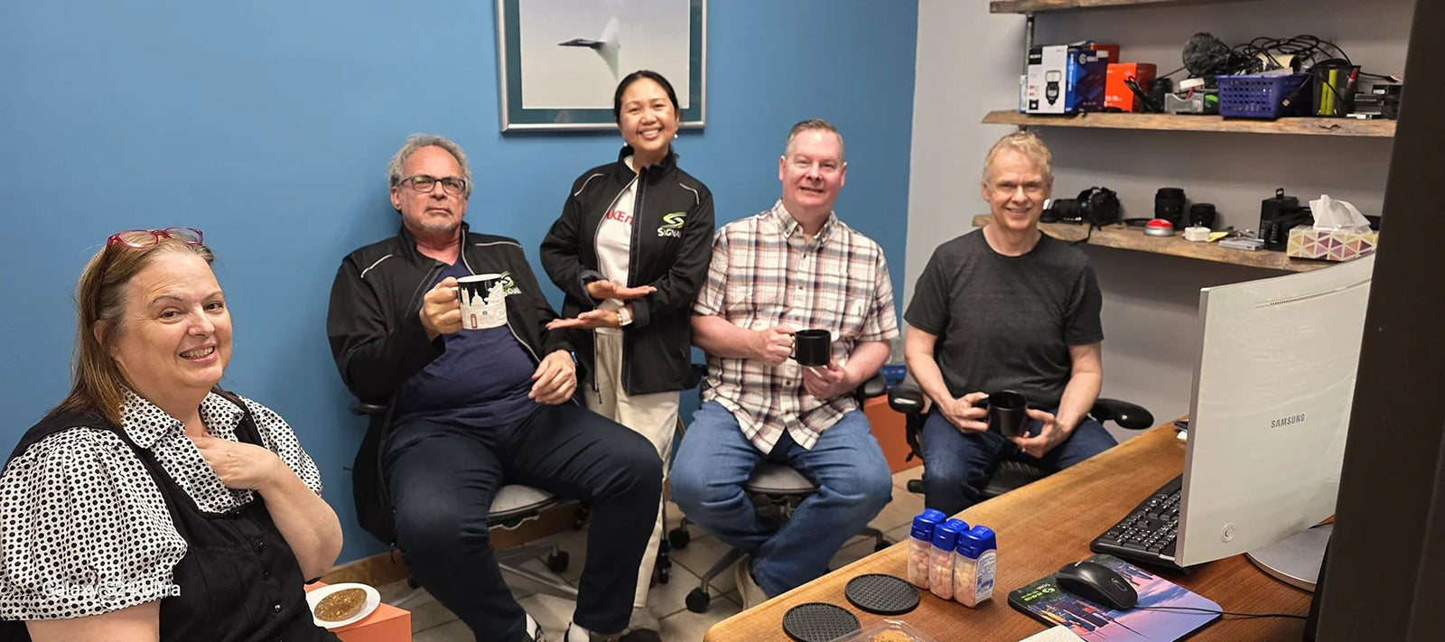 A Blend of Business and Friendship: A Coffee Meet-Up From Sloan Shoes! - Signa