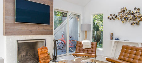 Our team will deliver, install and setup your new wall TV for home entertainment - Signa