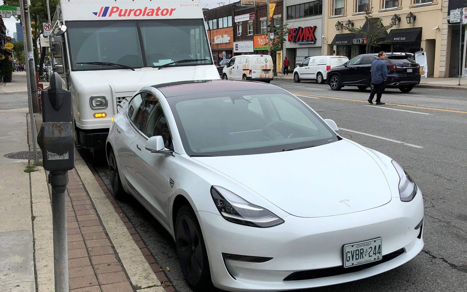Tesla Model 3, and deliveries near me!-Signa