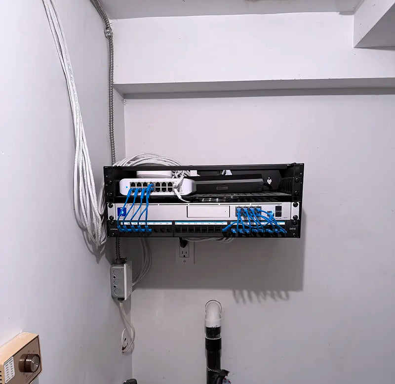In-Home or On-Site IT Consultation and Computer Services for Businesses and Homes in Toronto Options Onsite Computer Service Repair - Signa