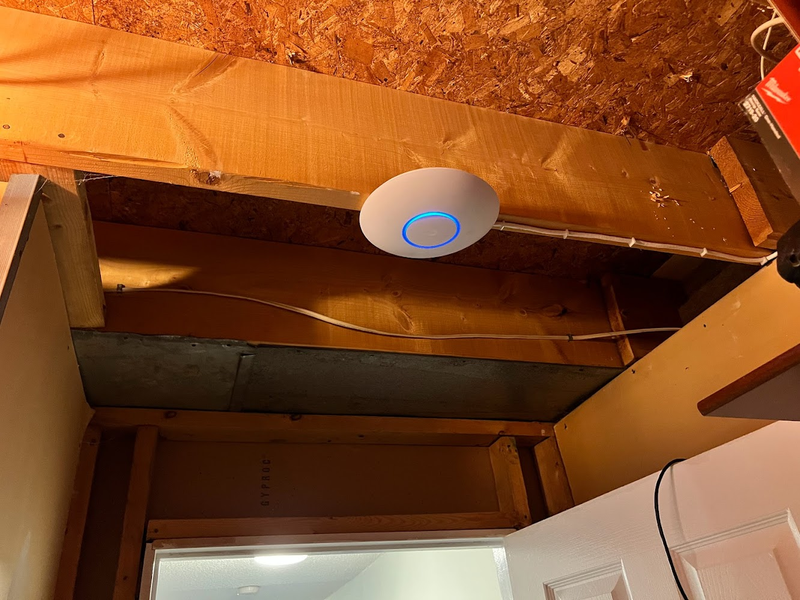 Signa wifi boosting help ubiquiti in-home in-office visit Toronto Ontario canada